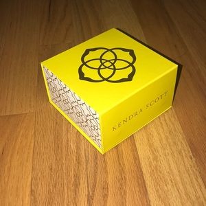Kendra Scott Box - Gift